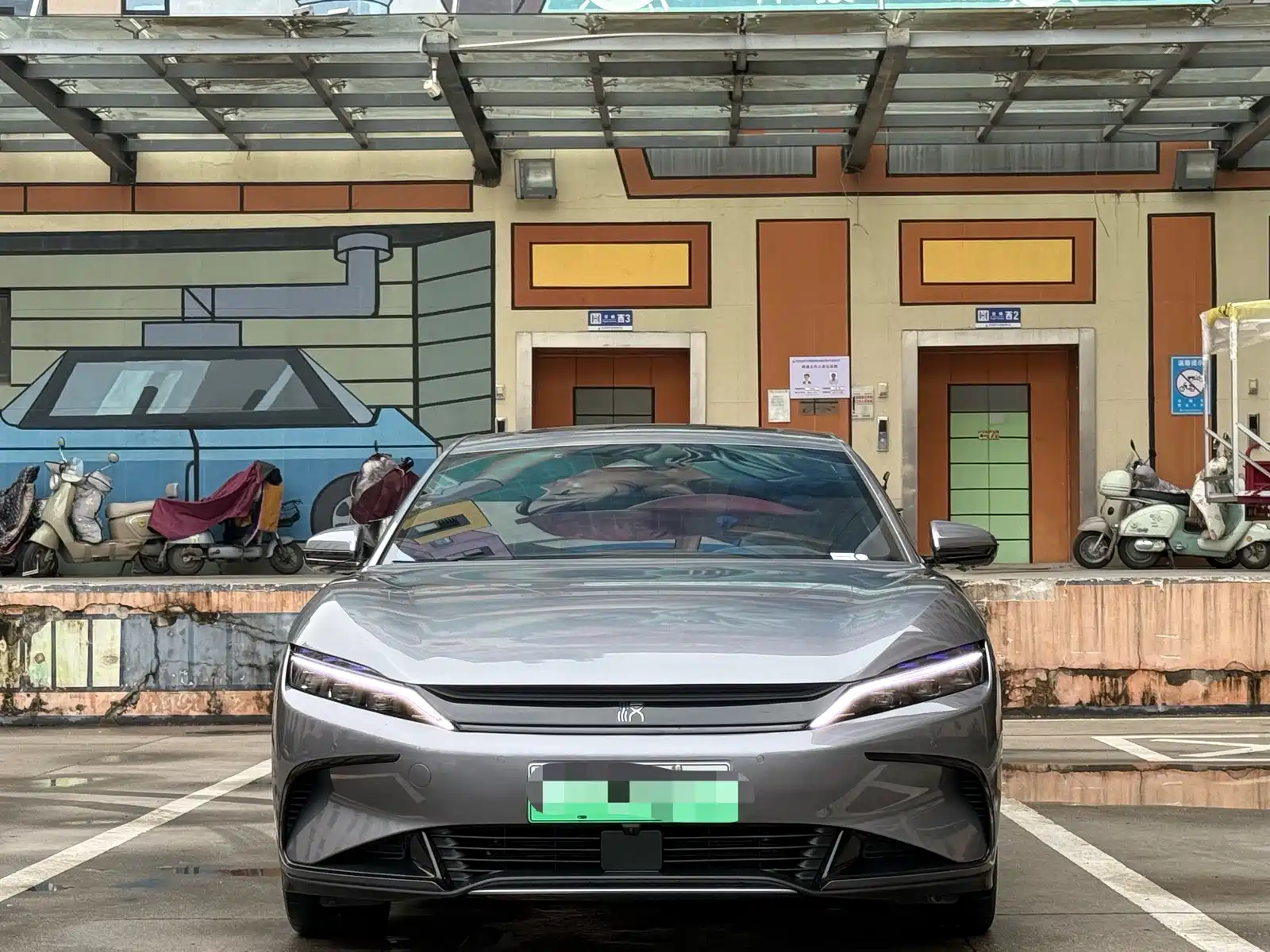 Фото 2 - BYD Han