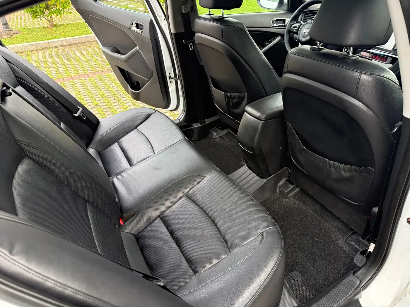 Kia K5 2014 2.0L Automatic LUXURY фото 14