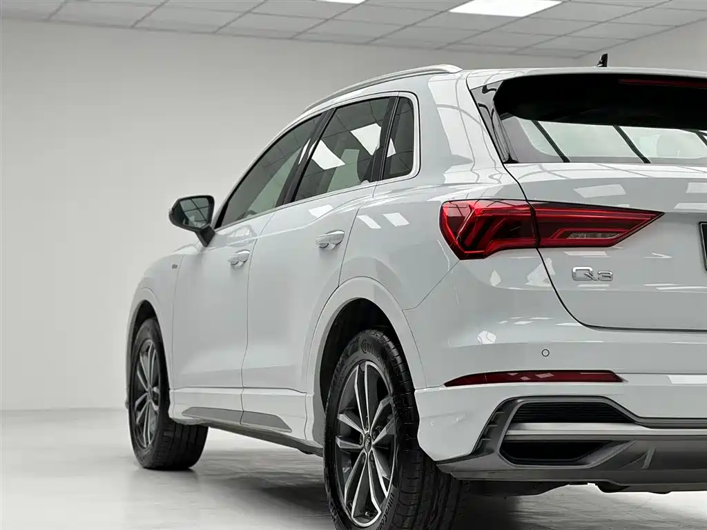 Audi Q3 2022 35 TFSI Progressive Dynamic фото 10