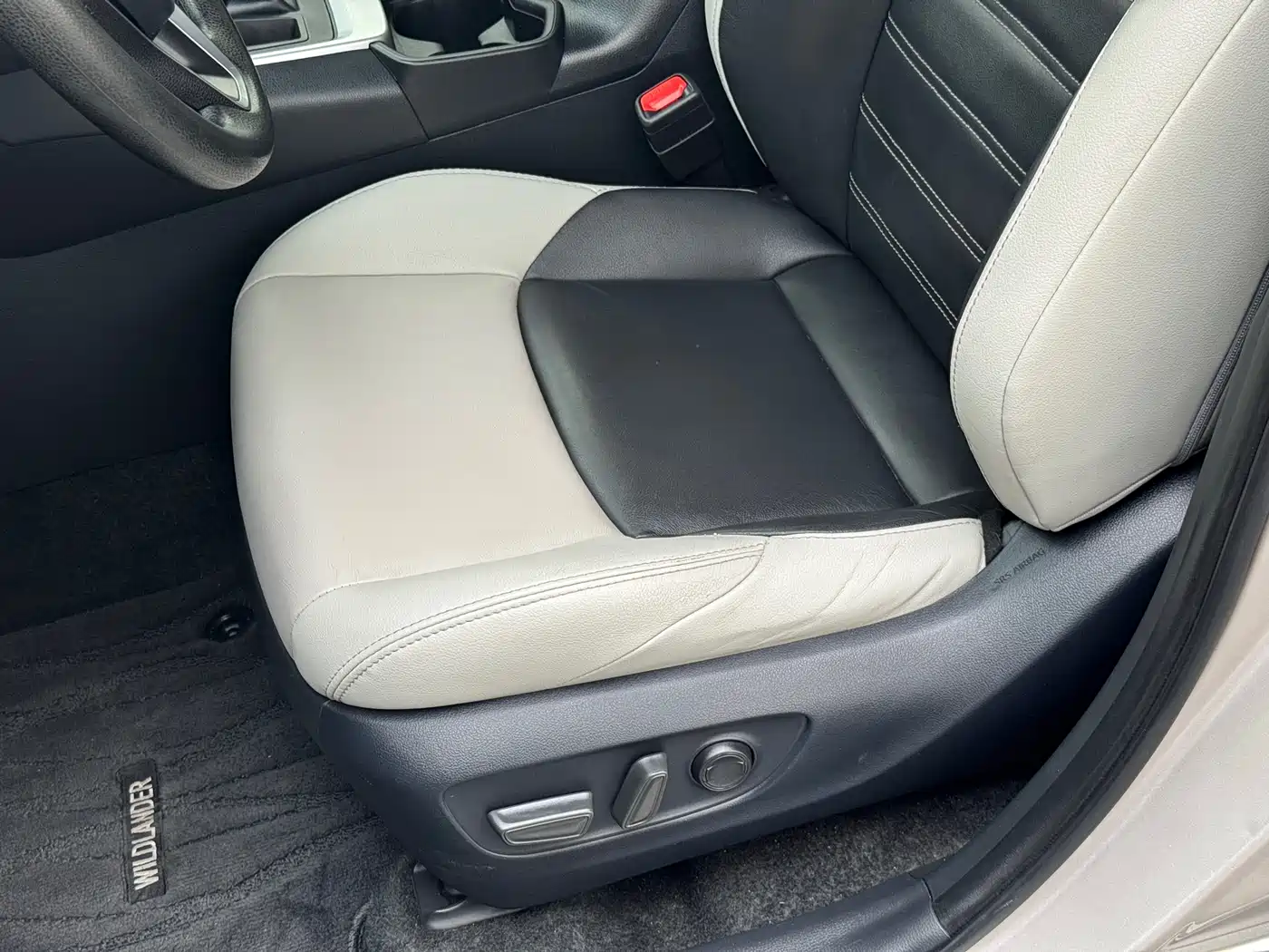 Toyota Wildlander 2020 2.0L CVT AWD Luxury Edition фото 12