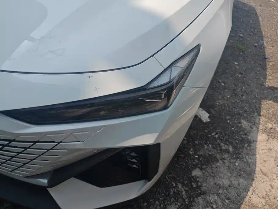 Changan UNI-V 2025 2024 1.5T High Performance Edition