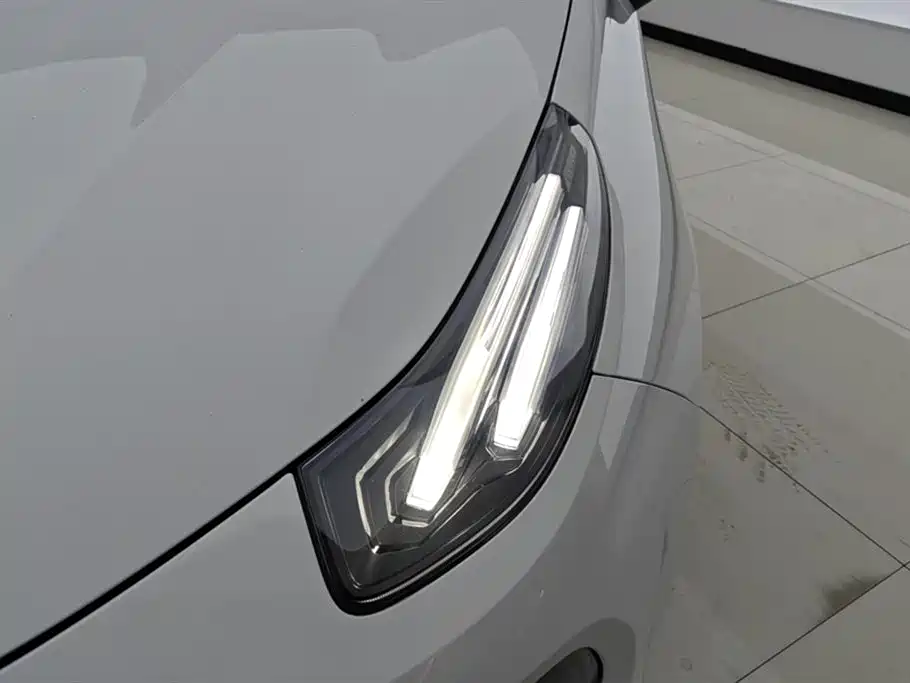 Lynk & Co 03 2022 1.5TD DCT Power Pro фото 5