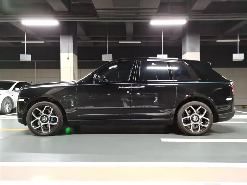 ROLLS-ROYCE CULLINAN