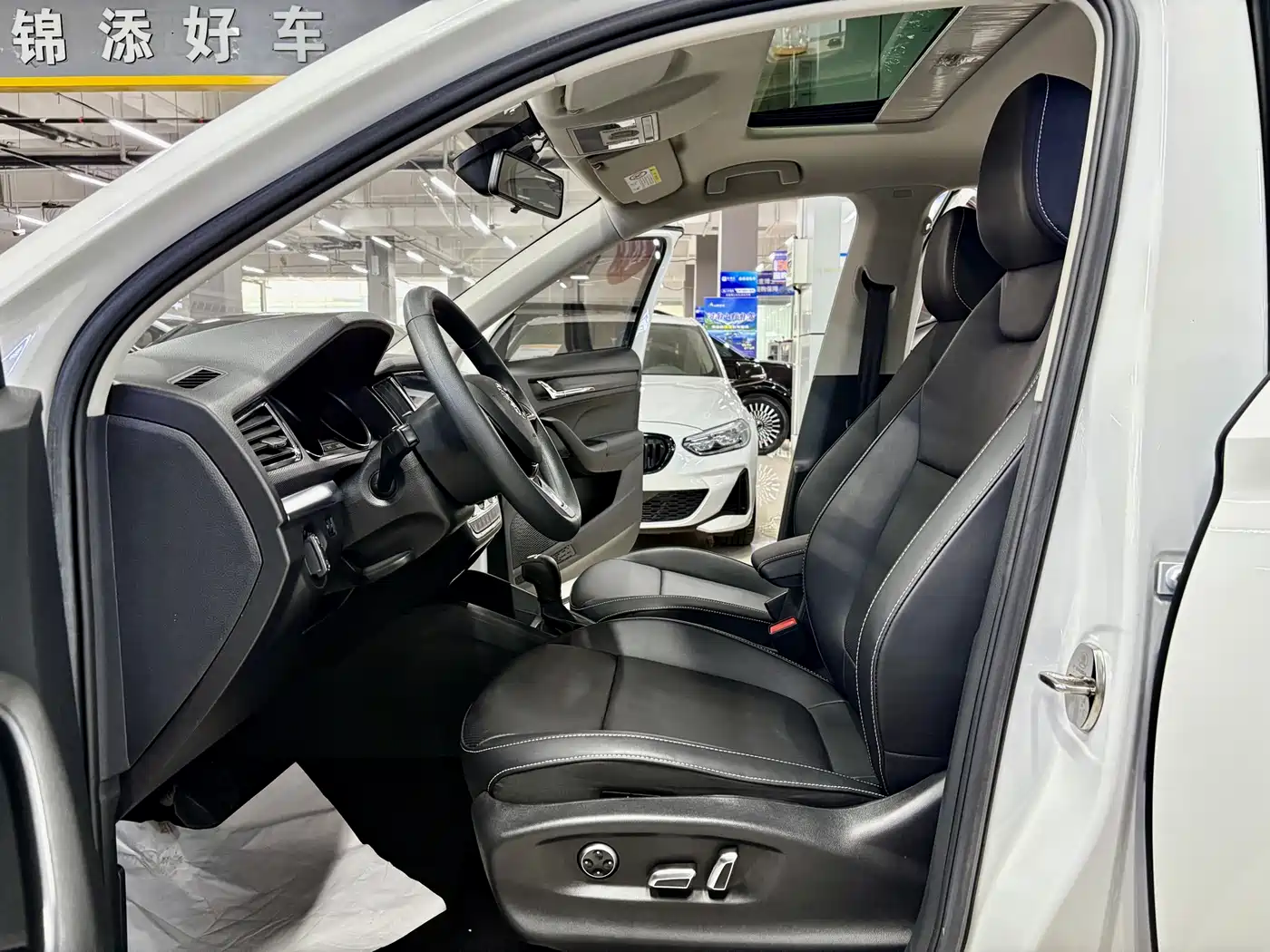 SKODA KOMICK