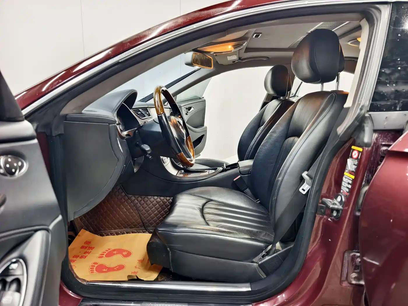 Mercedes-Benz CLS 2009 CLS 300 фото 11
