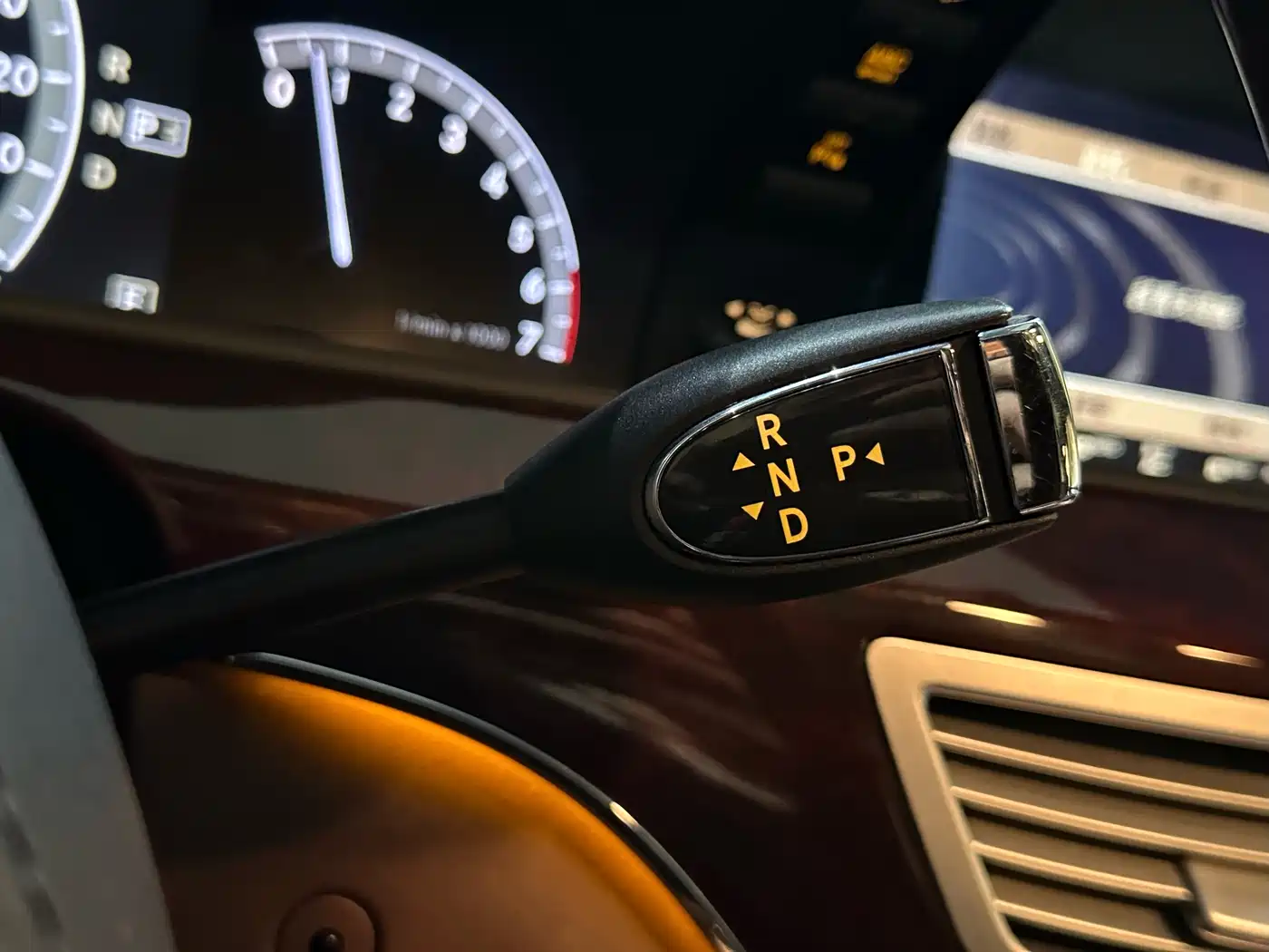 Mercedes-Benz S-Class 2010 S 600 L фото 13