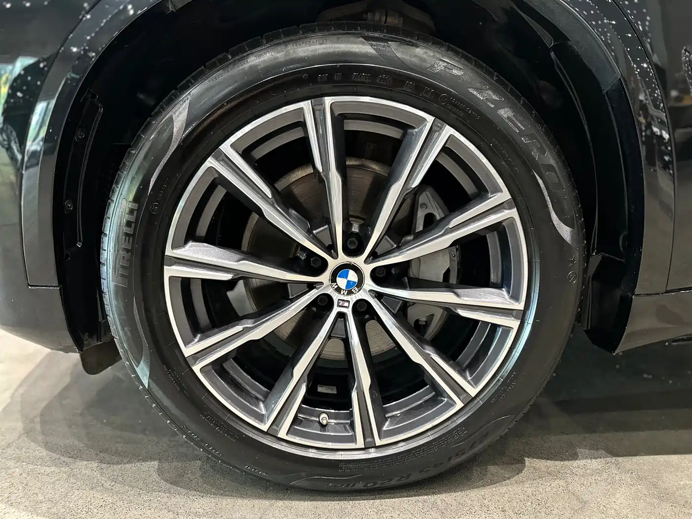 BMW X5 (Import) 2020 xDrive40i M Sport Package фото 16