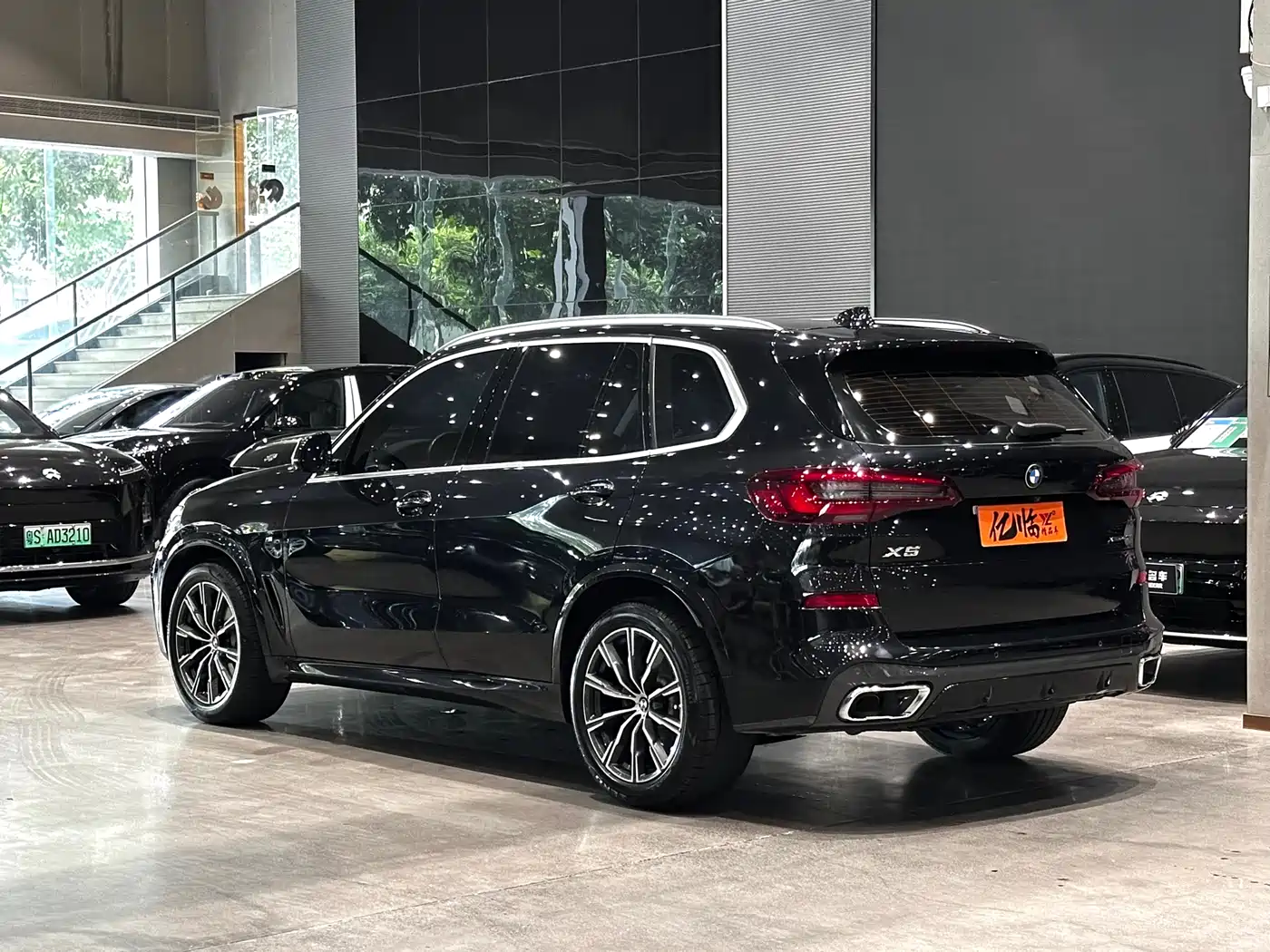 BMW X5 (Import) 2020 xDrive40i M Sport Package фото 13
