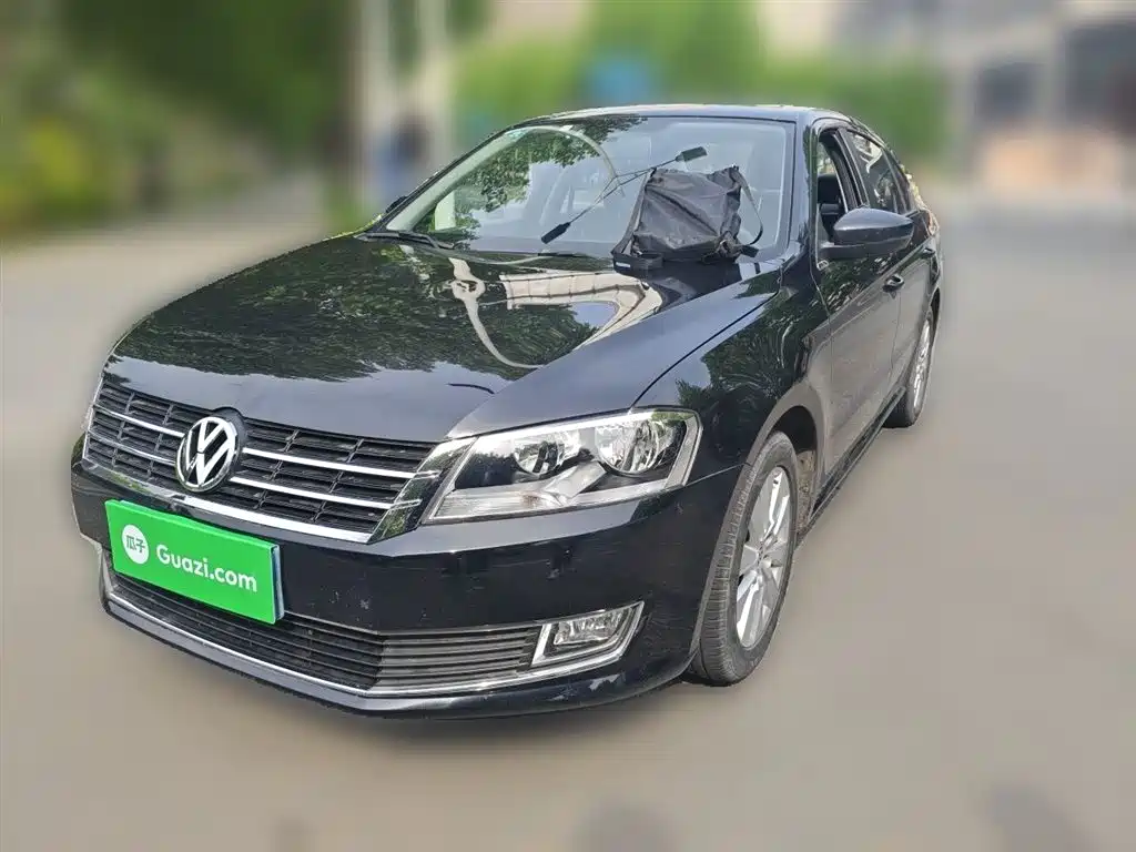 Volkswagen Lavida 2013 1.6L Manual Comfort Edition фото 2