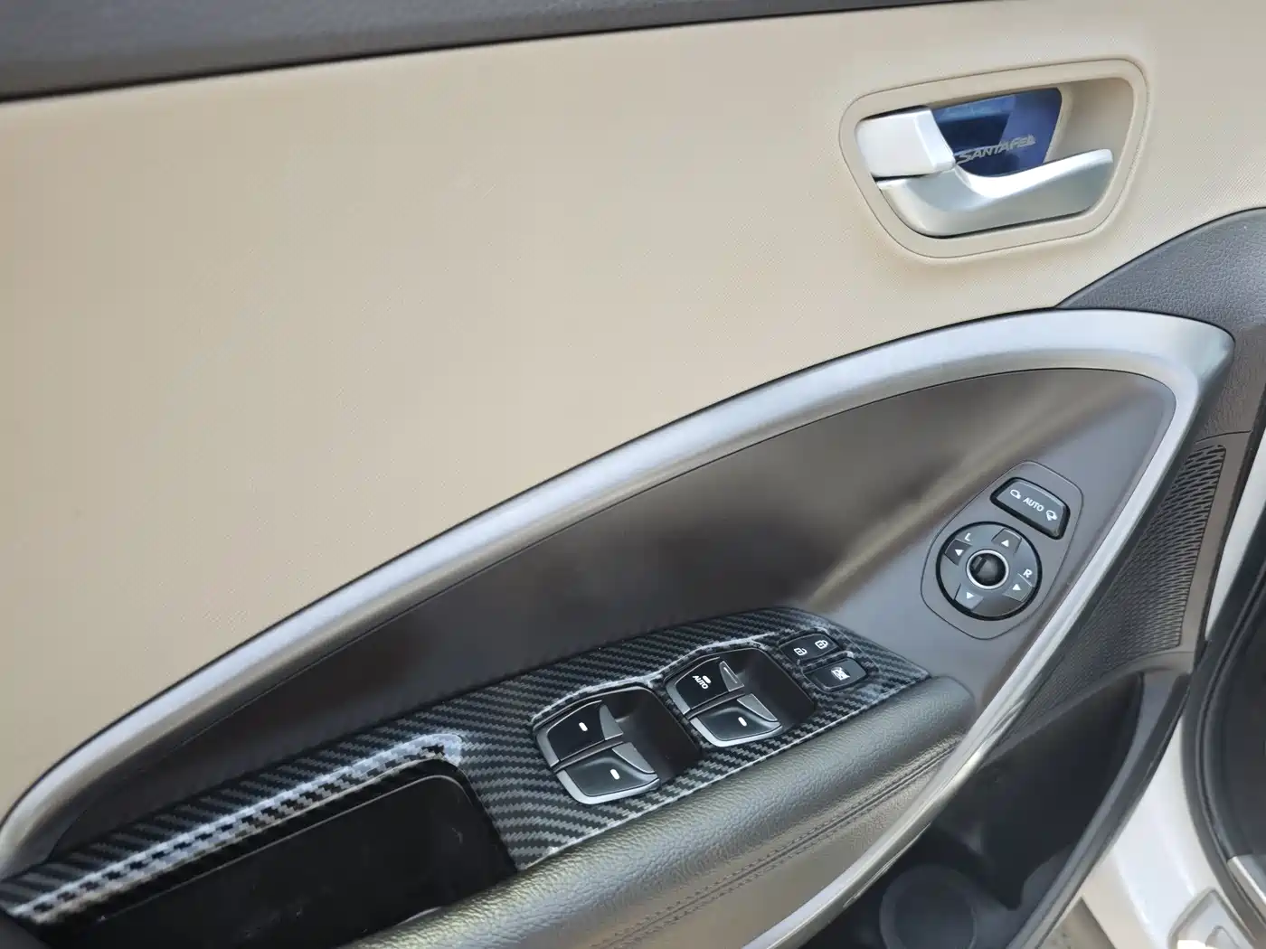 Hyundai Santa Fe 2013 Model 2.4L Automatic 4WD Smart фото 10