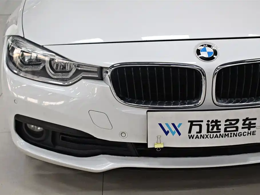 BMW 3 Series 2016 316i Fashion фото 2