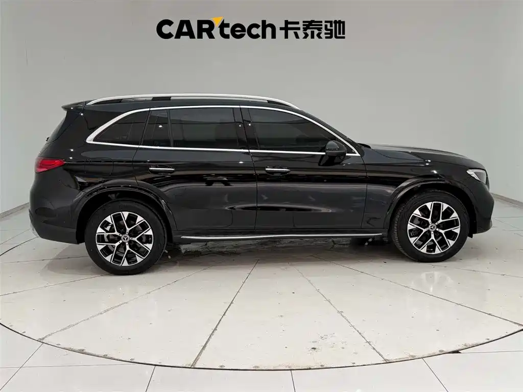 Mercedes-Benz GLC 2024 GLC 260 L 4MATIC Luxury 5-seater фото 12