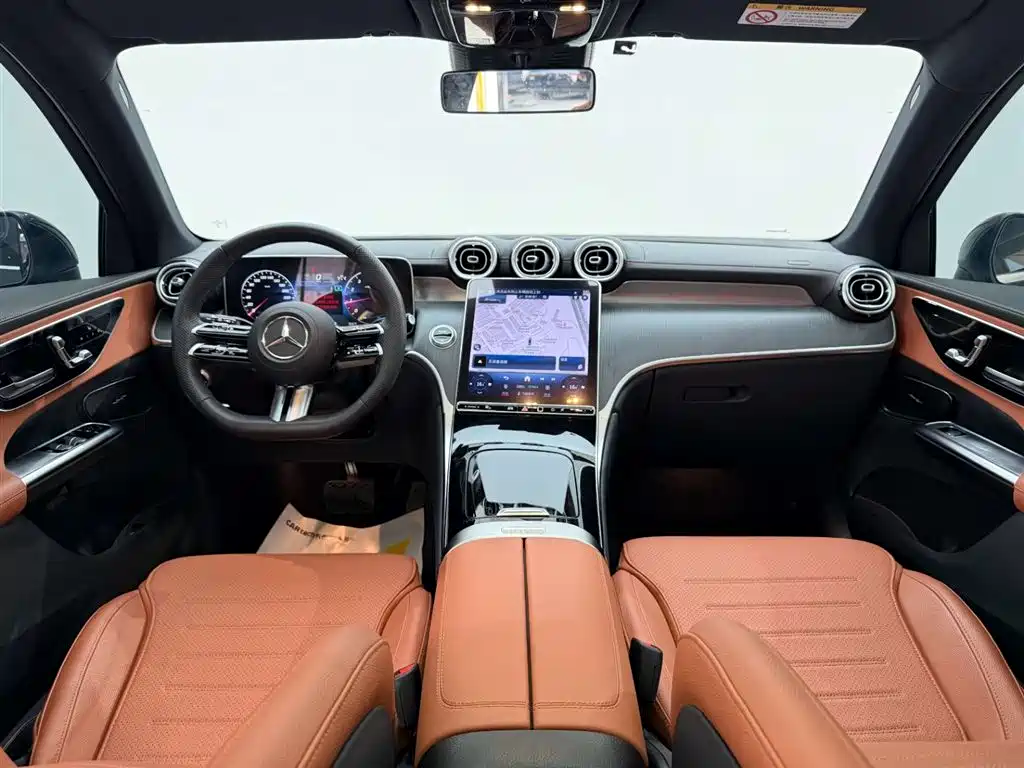 Mercedes-Benz GLC 2024 GLC 260 L 4MATIC Luxury 5-seater фото 25