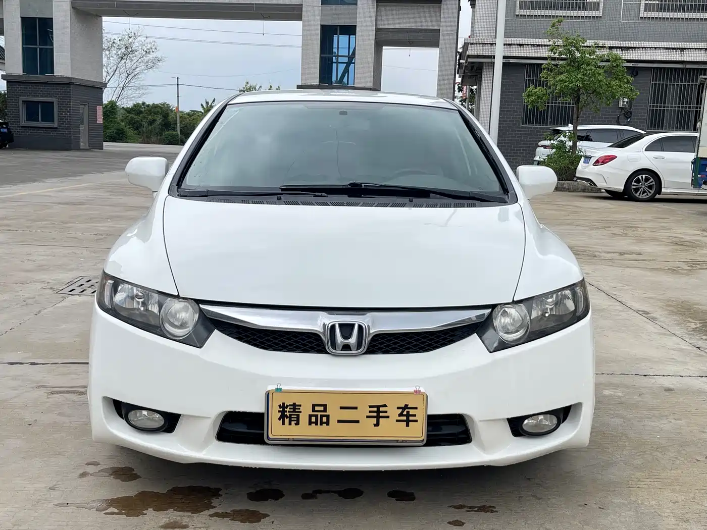 Фото 2 - Honda Civic