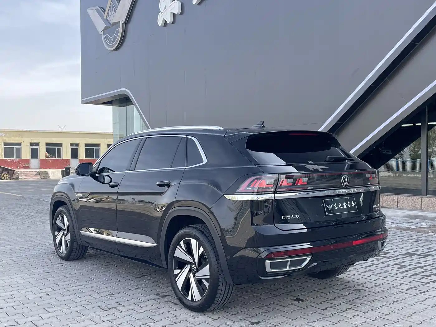 Volkswagen Teramont 2024 Teramont X 380TSI 4WD Premium Luxury Edition фото 12