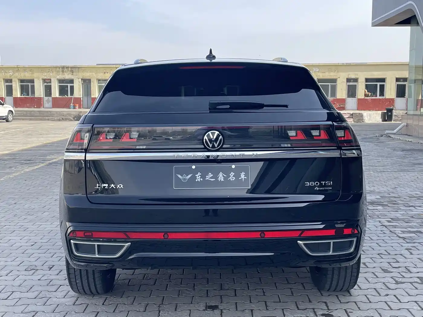 Volkswagen Teramont 2024 Teramont X 380TSI 4WD Premium Luxury Edition фото 6