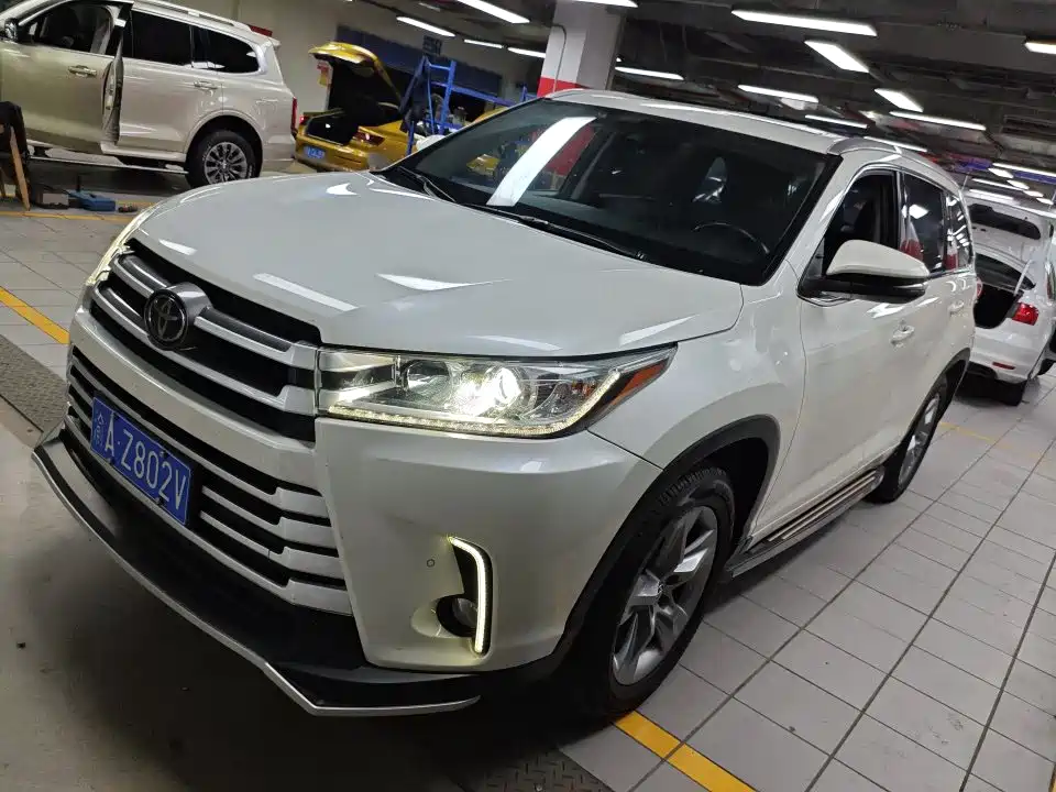 Toyota Highlander 2018 — пригон из Китая