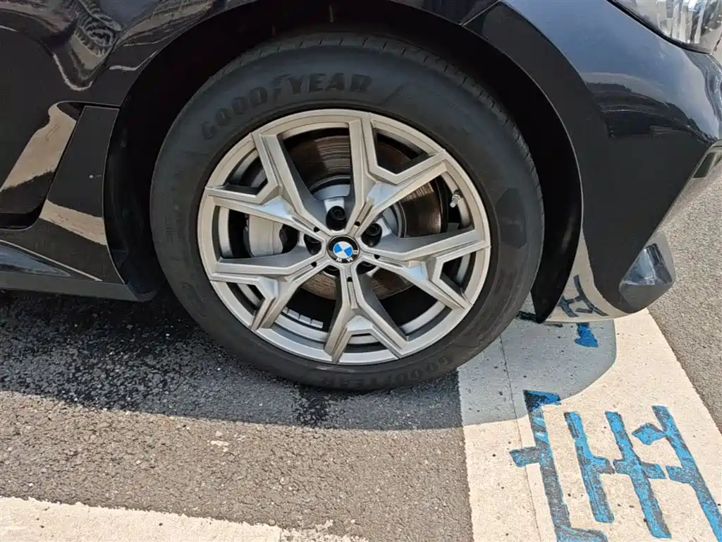 BMW i3 2025 eDrive 35 L фото 14