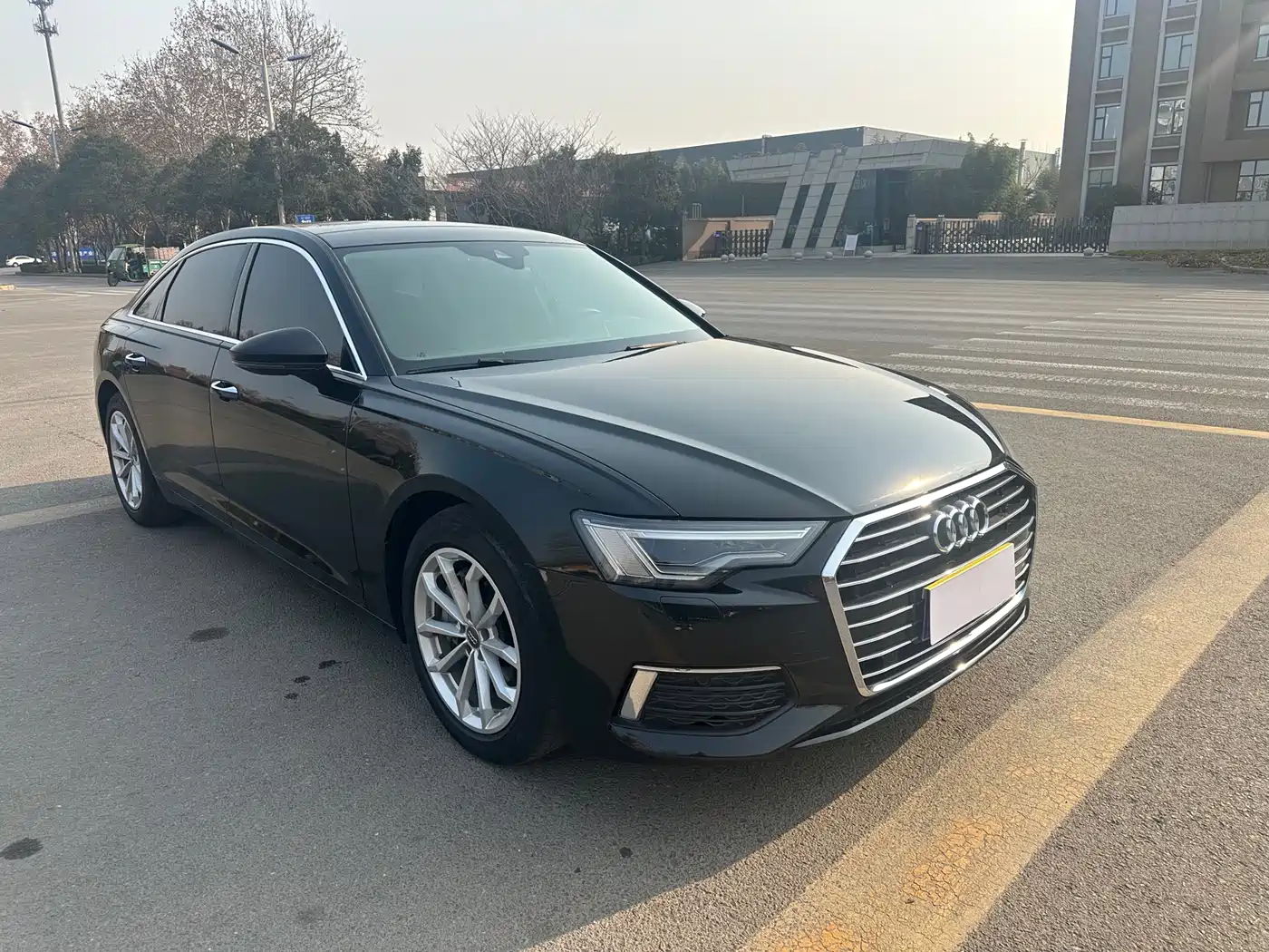 Audi A6L 2020 40 TFSI Luxury Elegance фото 3