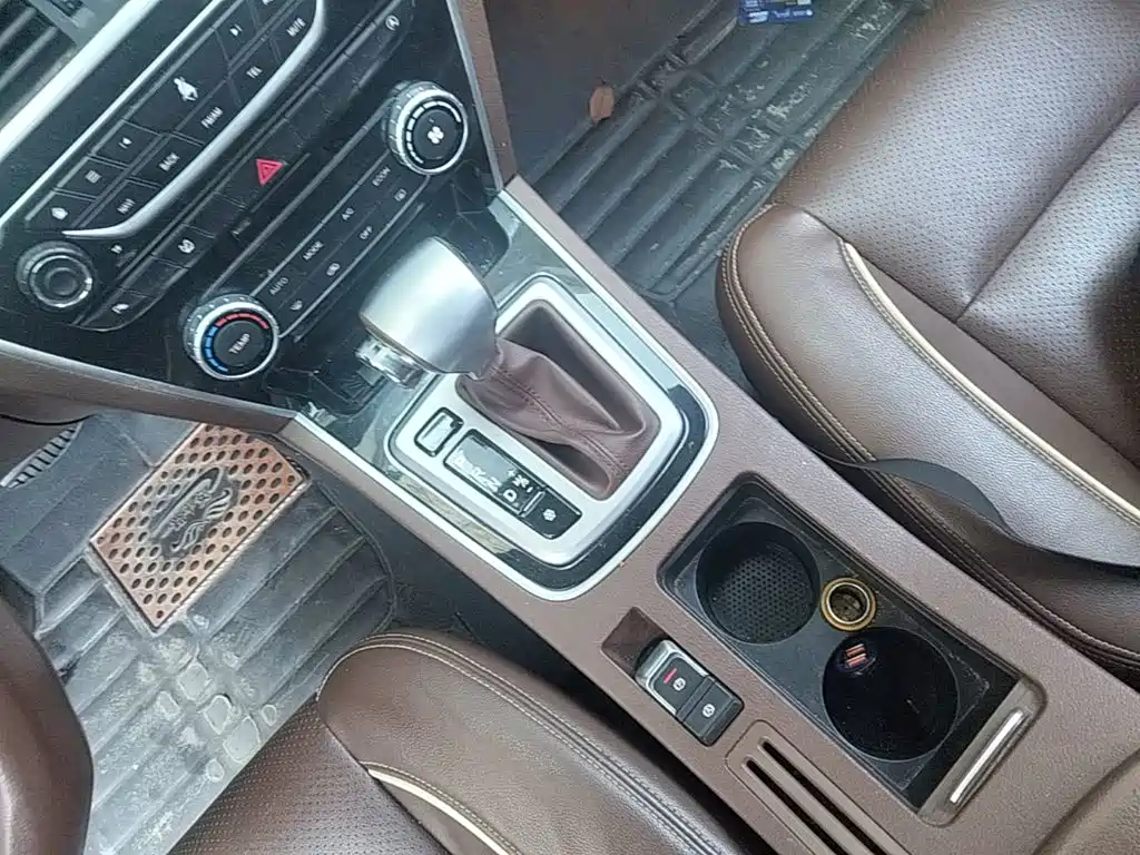 Leopaard CS10 2018 2017 1.5T CVT Prestige