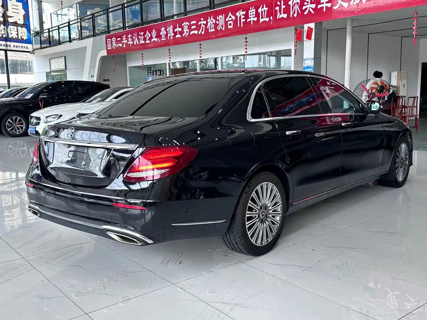 Mercedes-Benz E-Class 2020 E 300 L Fashion фото 7