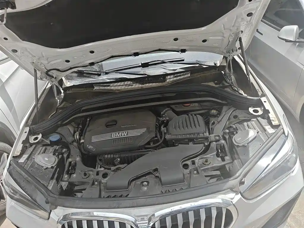 BMW X1 2020 sDrive20Li Fashion Model фото 17