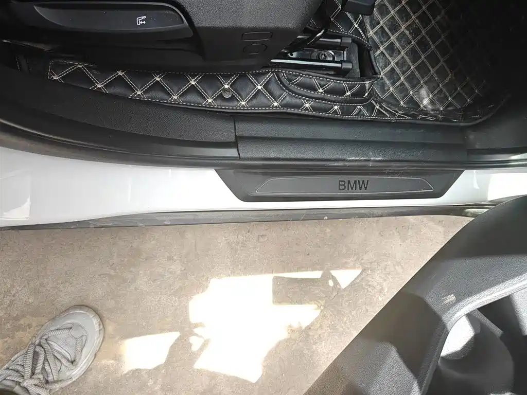 BMW X1 2020 sDrive20Li Fashion Model фото 22