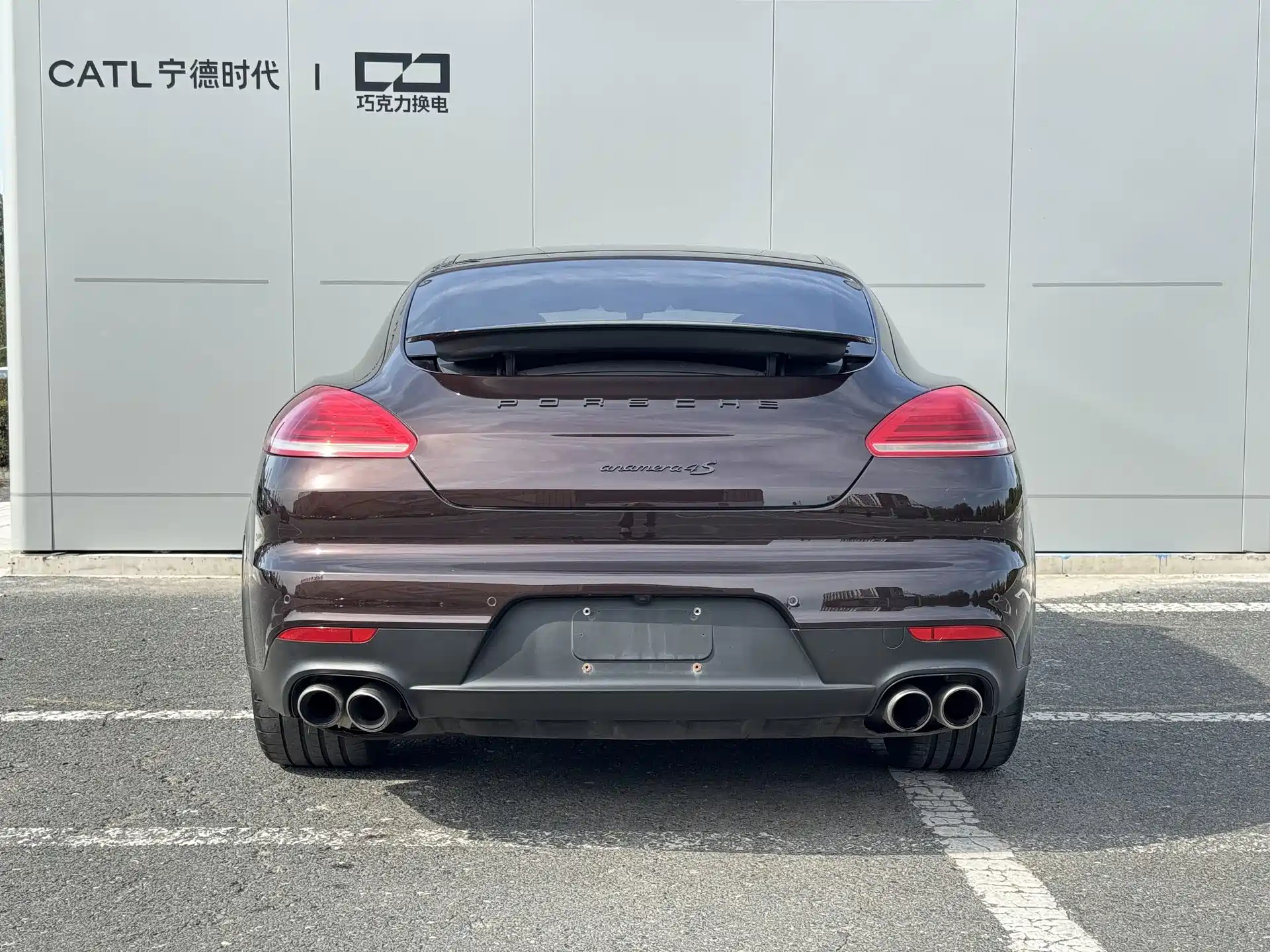 Фото 8 - Porsche Panamera
