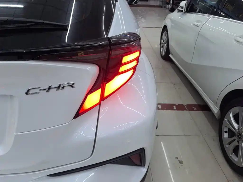 Toyota C-HR 2022 2021 2.0L Luxury Edition