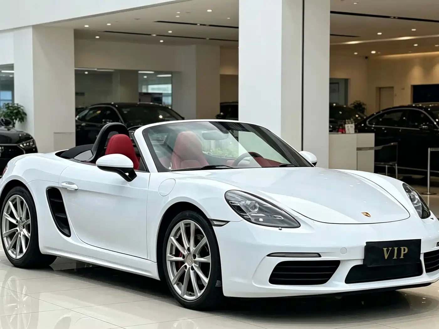 Porsche 718 2018 Boxster 2.0T фото 3