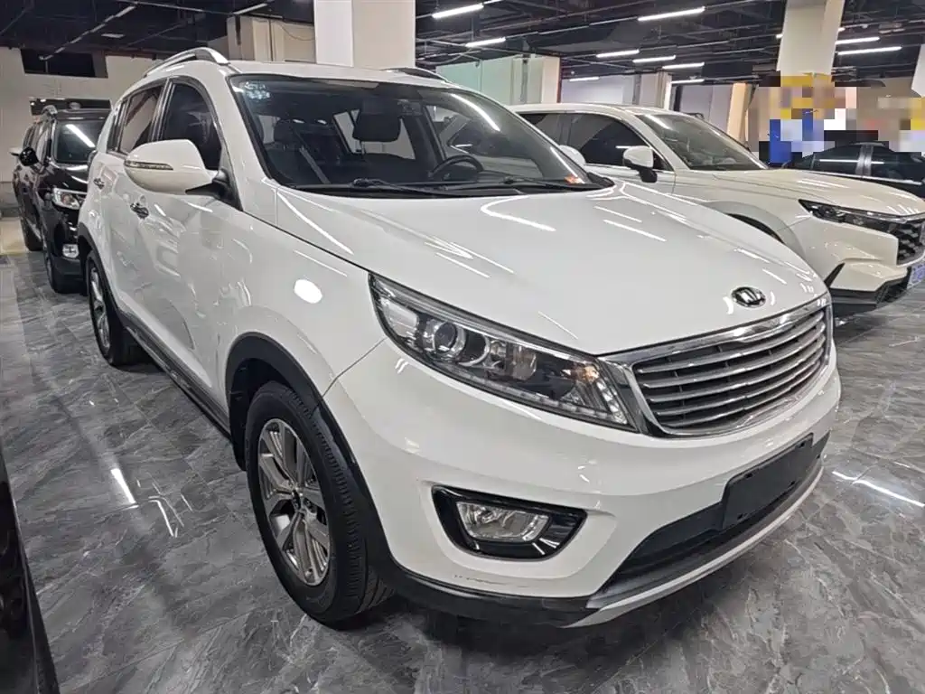 Kia Sportage 2015 2.0L Automatic 2WD GLS фото 4
