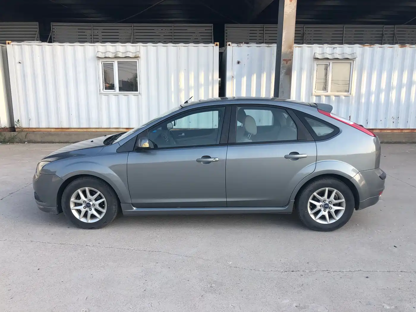 Ford Focus 2008 2007 Hatchback 1.8L Automatic Fashion Edition
