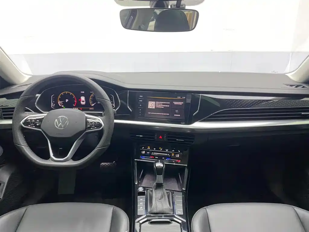 Volkswagen Passat 2023 Facelift 330TSI Starlight Elite Edition фото 13