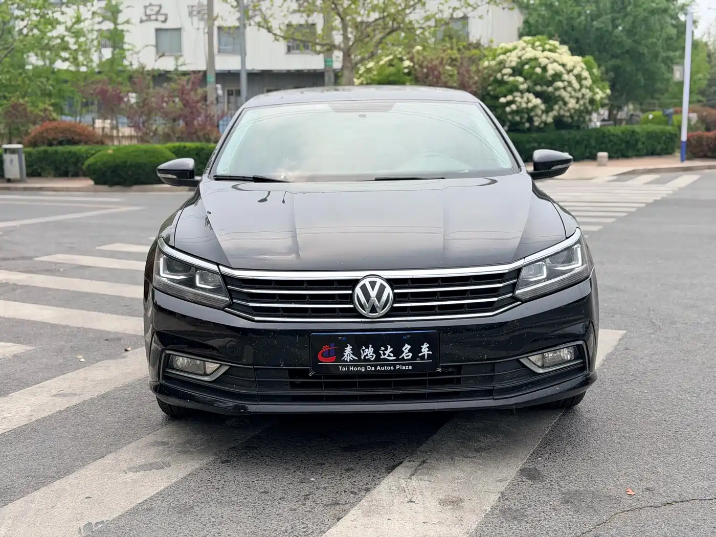 Volkswagen Passat 2015 1.8TSI Automatic Prestige Edition фото 2
