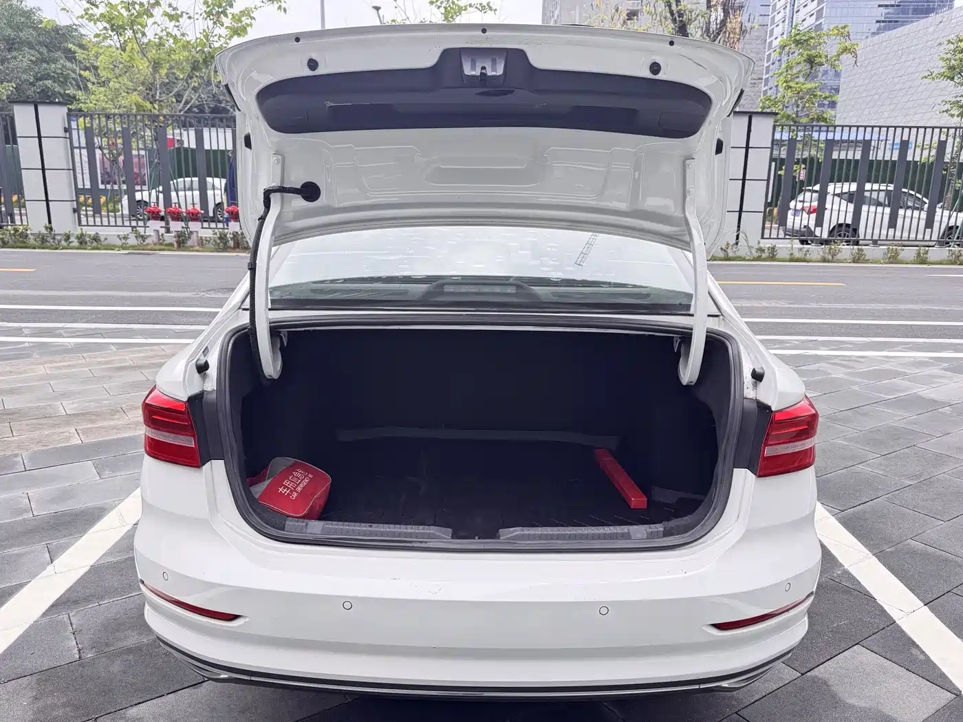 Volkswagen Lavida 2019 1.5L Automatic Comfort Edition China VI фото 26
