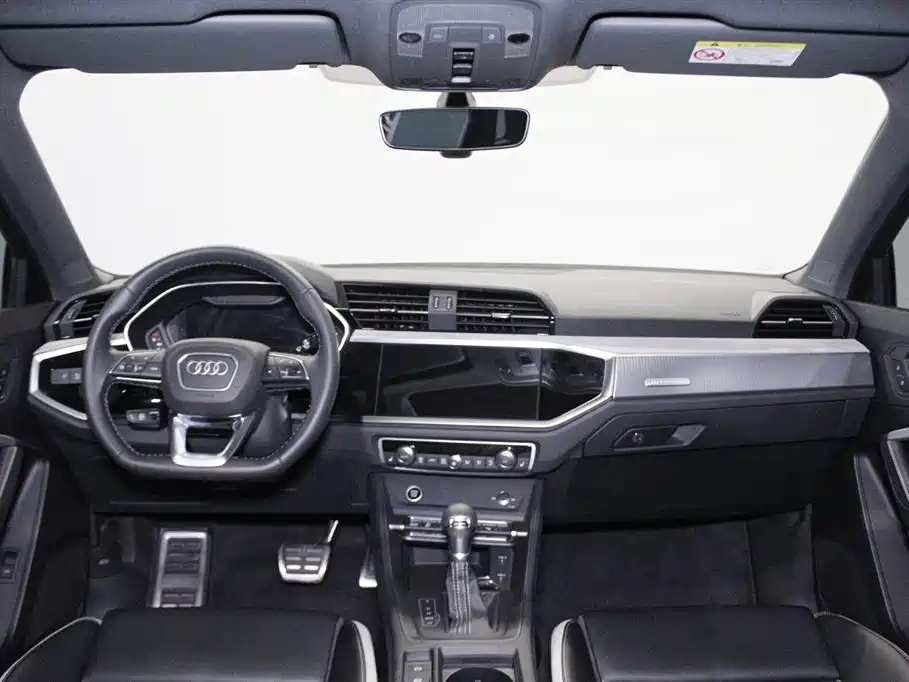 Audi Q3 2024 40 TFSI Fashion Sport фото 9