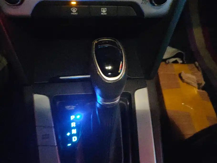 Hyundai Elantra 2016 Model 1.6L Automatic Smart Elite фото 16