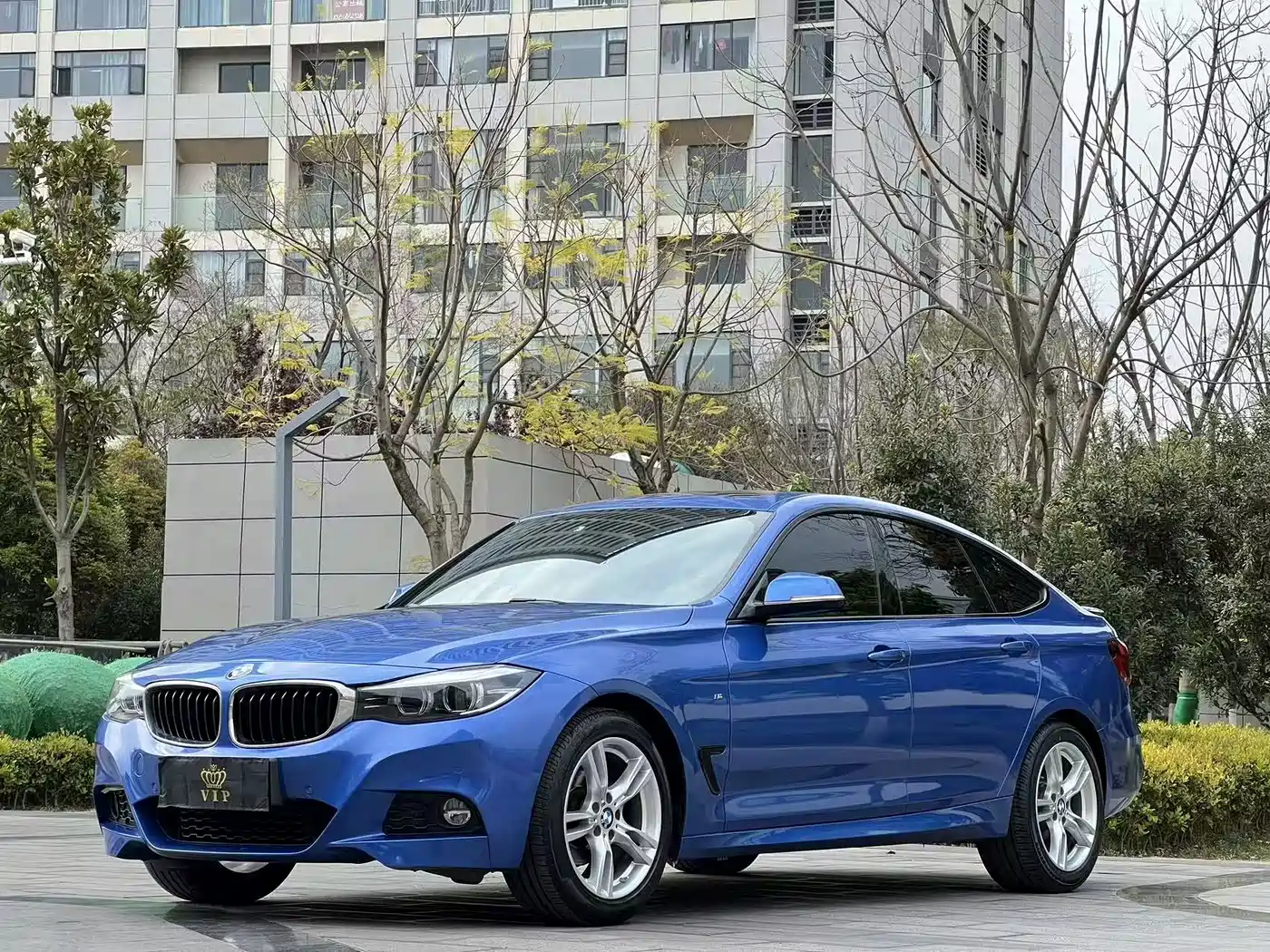 BMW 3 Series GT 320i Fashion