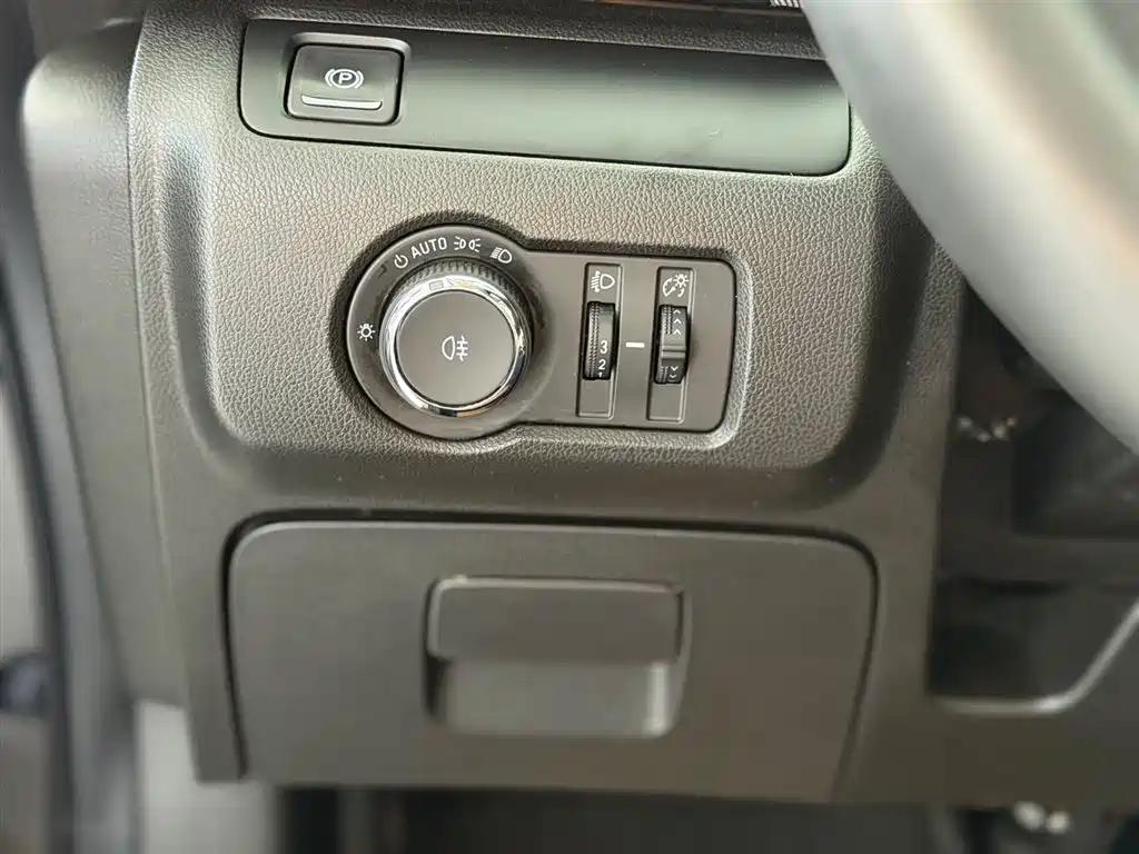 Buick GL6 2021 323T Mild Hybrid Connected Luxury фото 20