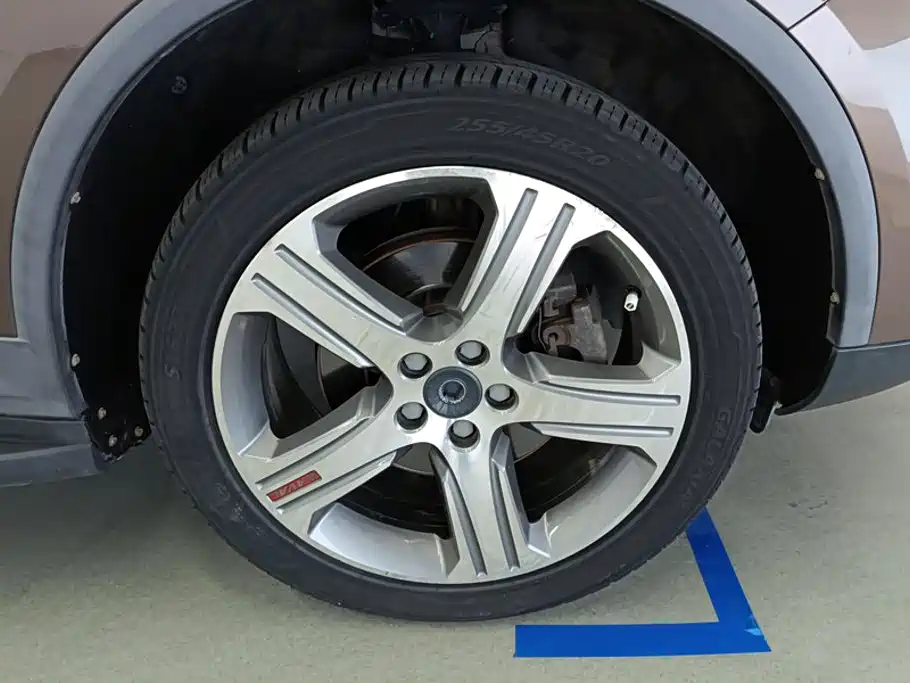 Фото 6 - Haval H7