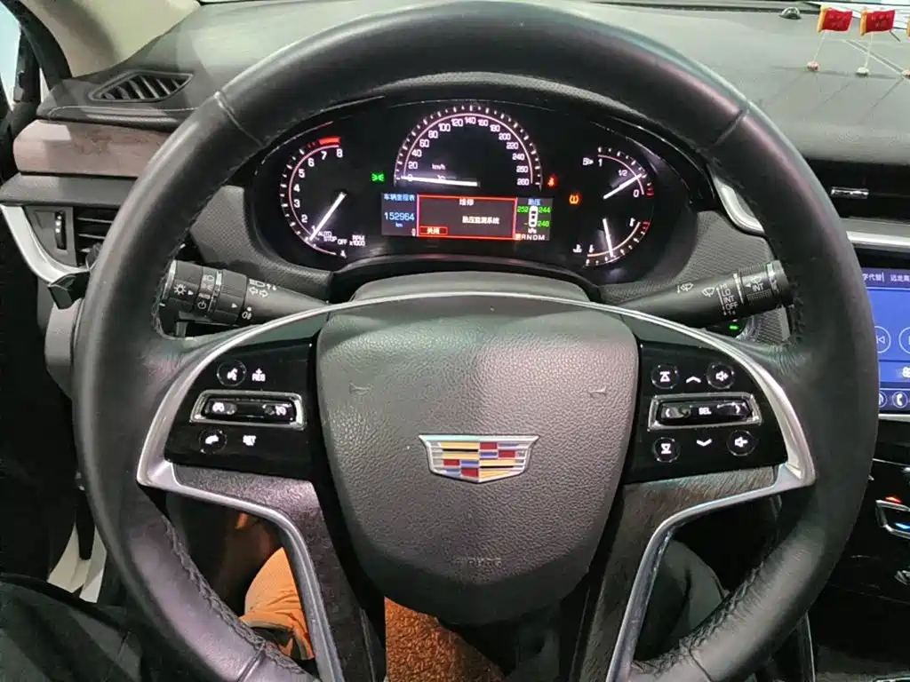 Photo 4 - Cadillac XTS