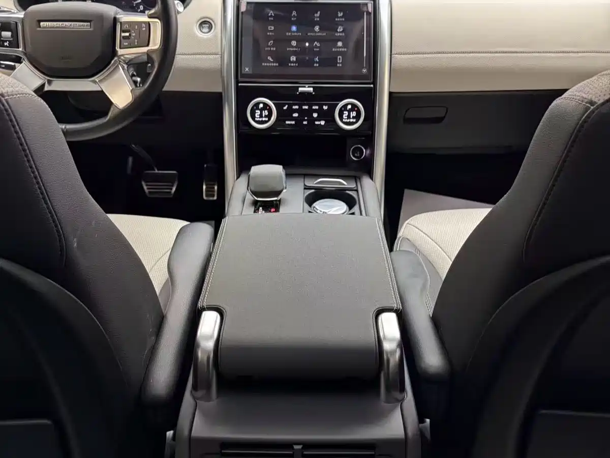 Land Rover Discovery 2021 360PS R-Dynamic S фото 31