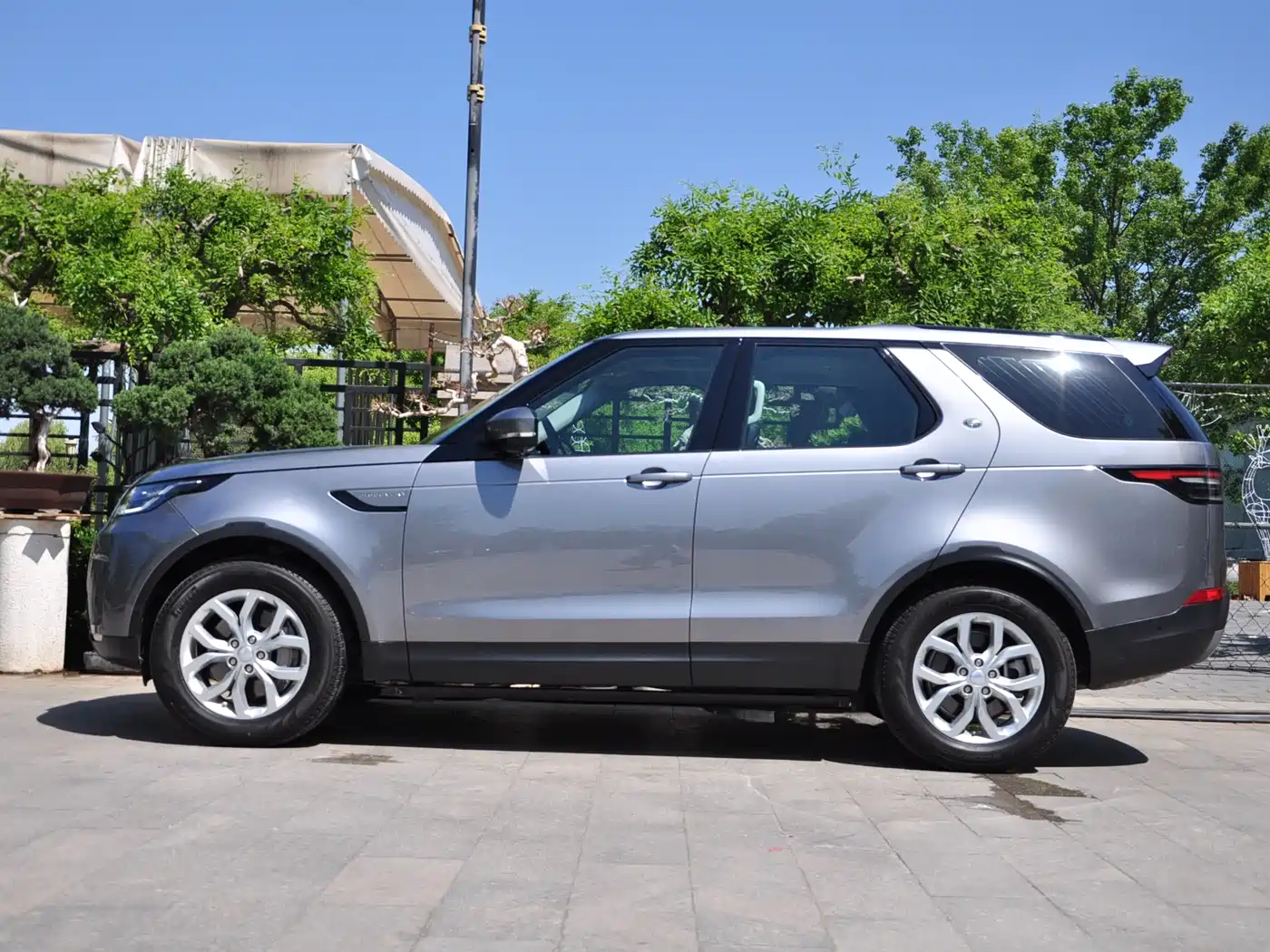 Land Rover Discovery 2020 3.0 SC V6 SE фото 3