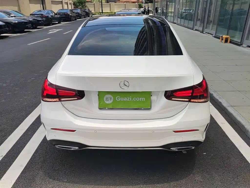 Mercedes-Benz A-Class 2022 Facelift III A 200 L Sport Sedan Fashion фото 6