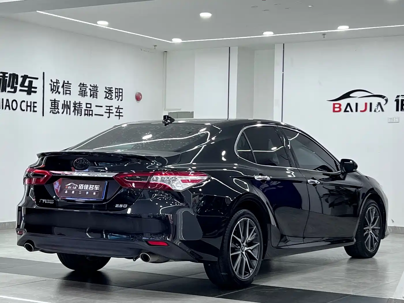 Toyota Camry 2021 2.5G Luxury Edition фото 5
