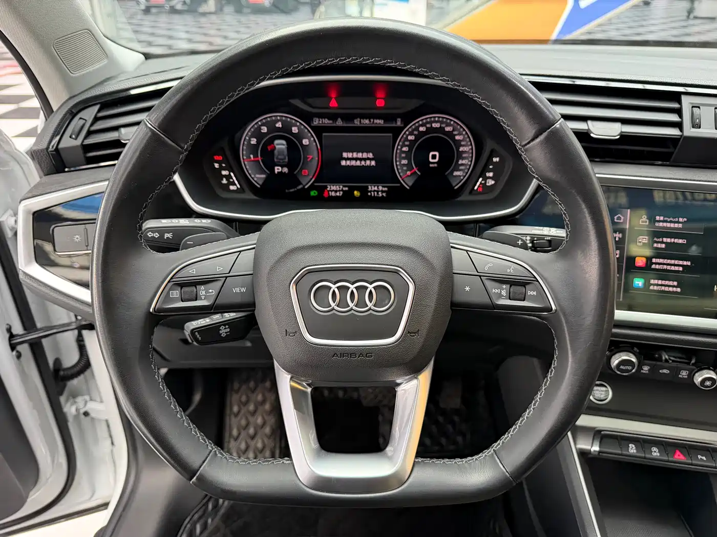 Audi Q3 2022 35 TFSI Fashion Dynamic фото 8