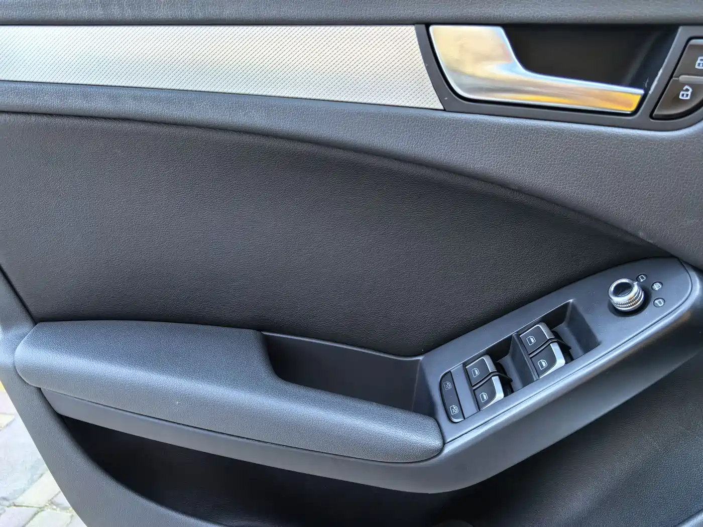 Audi A4L 2013 35 TFSI Automatic Standard фото 21