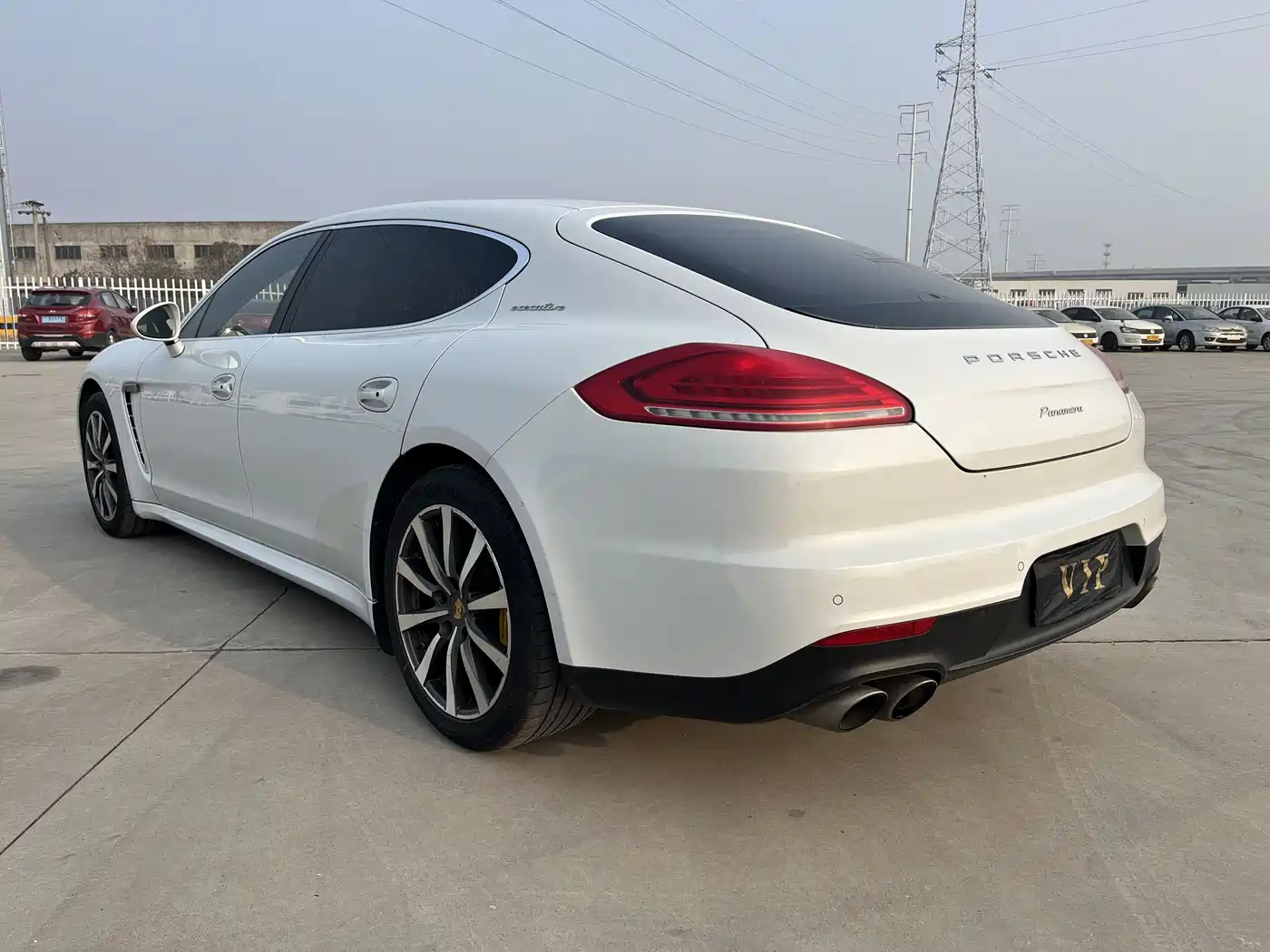 Porsche Panamera 2016 Panamera Executive Edition 3.0T фото 28