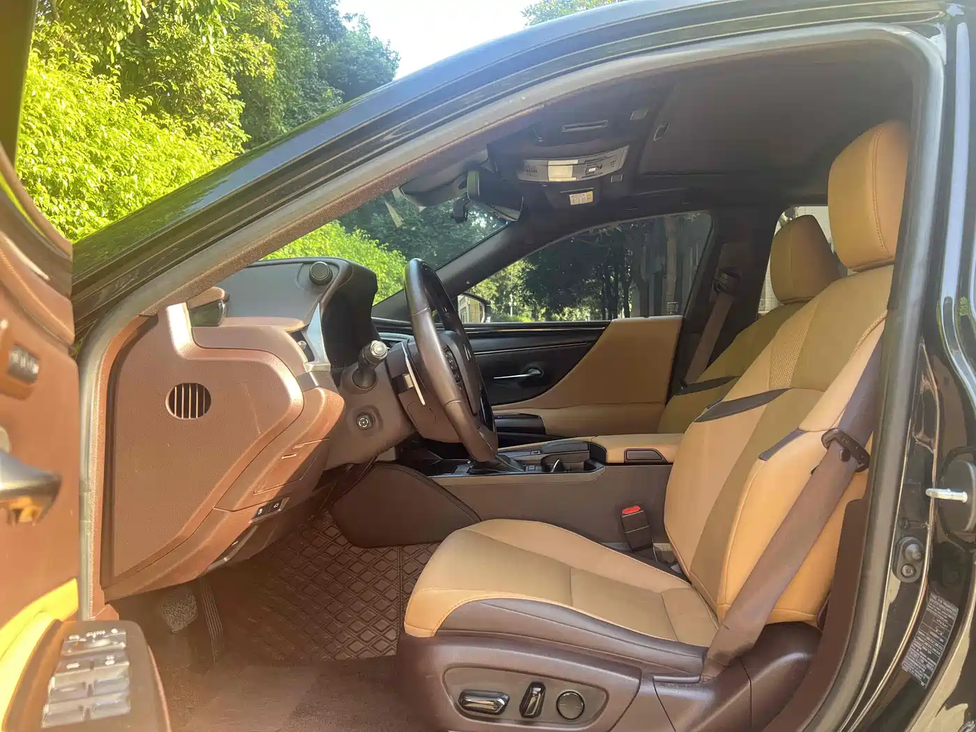 Lexus ES 2020 200 Luxury фото 7