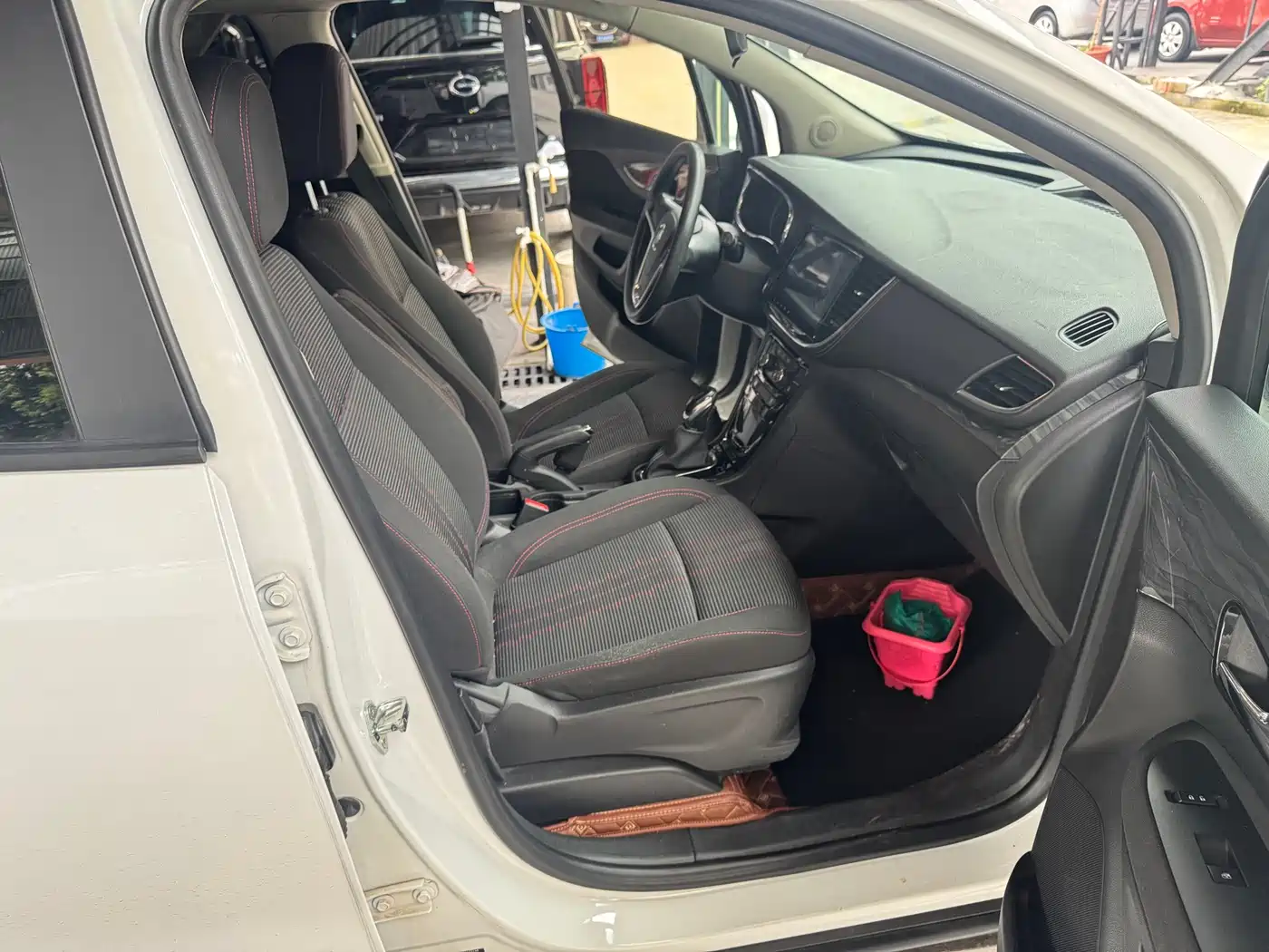 Photo 9 - Buick Encore